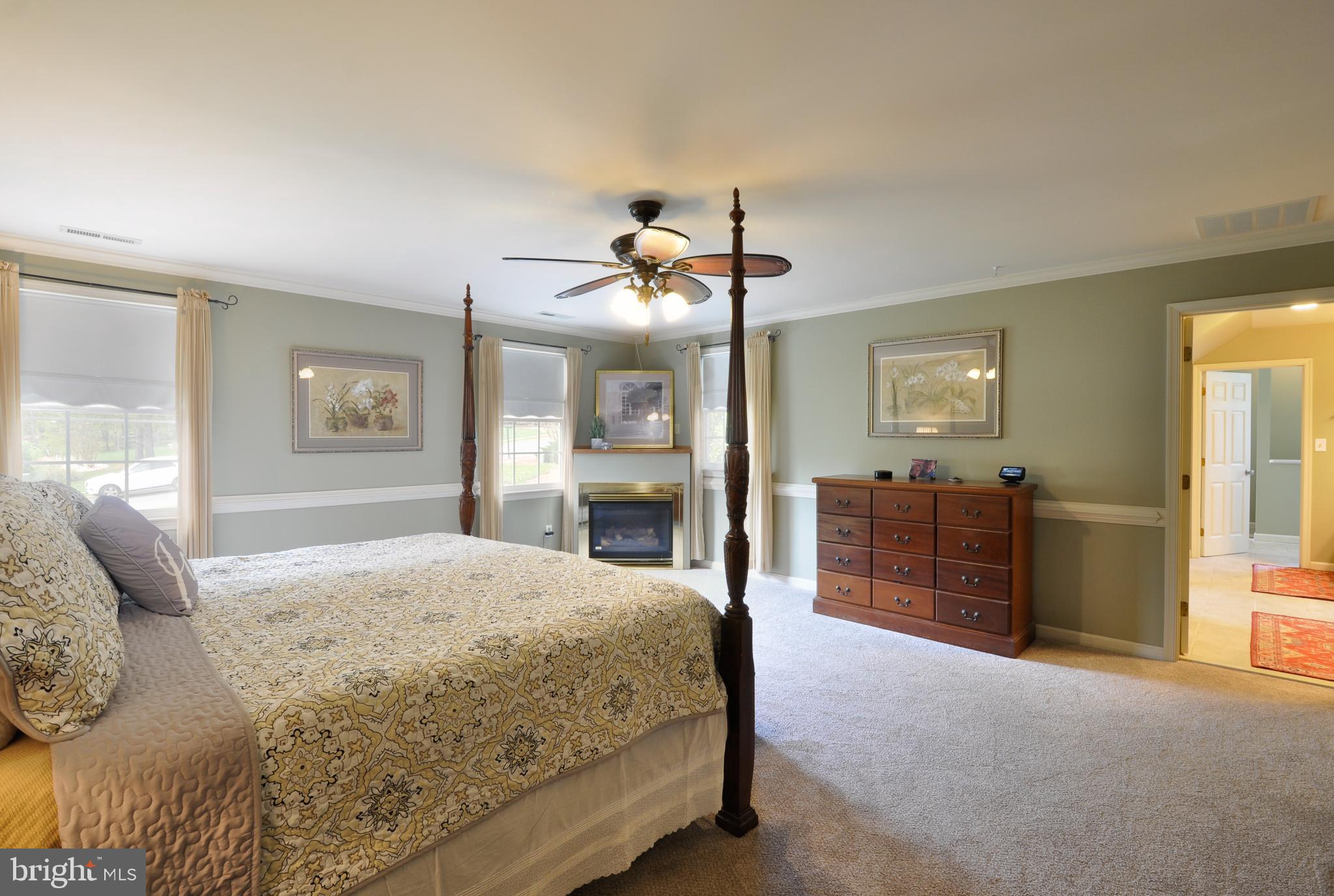 THE HILLS AT SNOWDEN - Residential