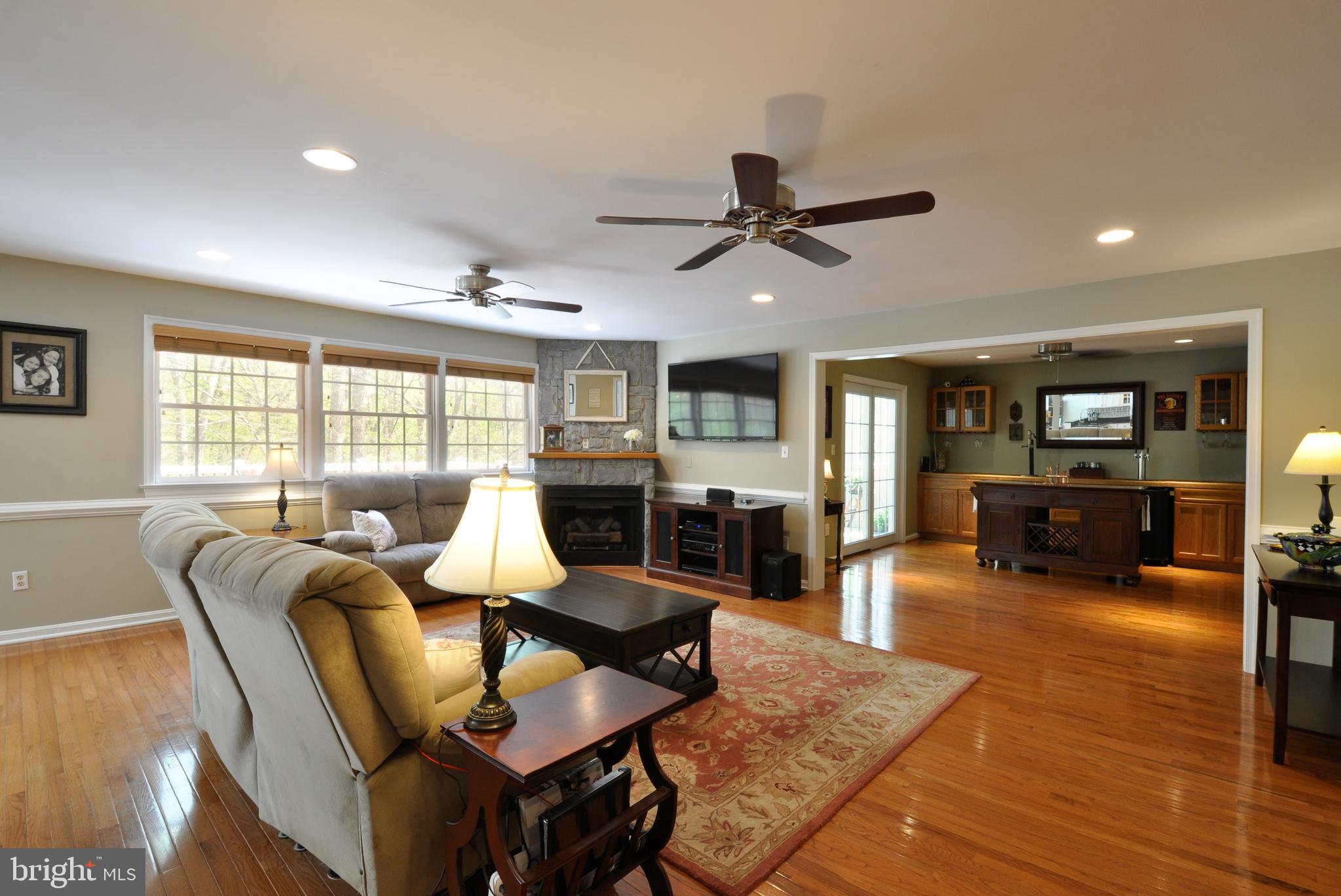 THE HILLS AT SNOWDEN - Residential