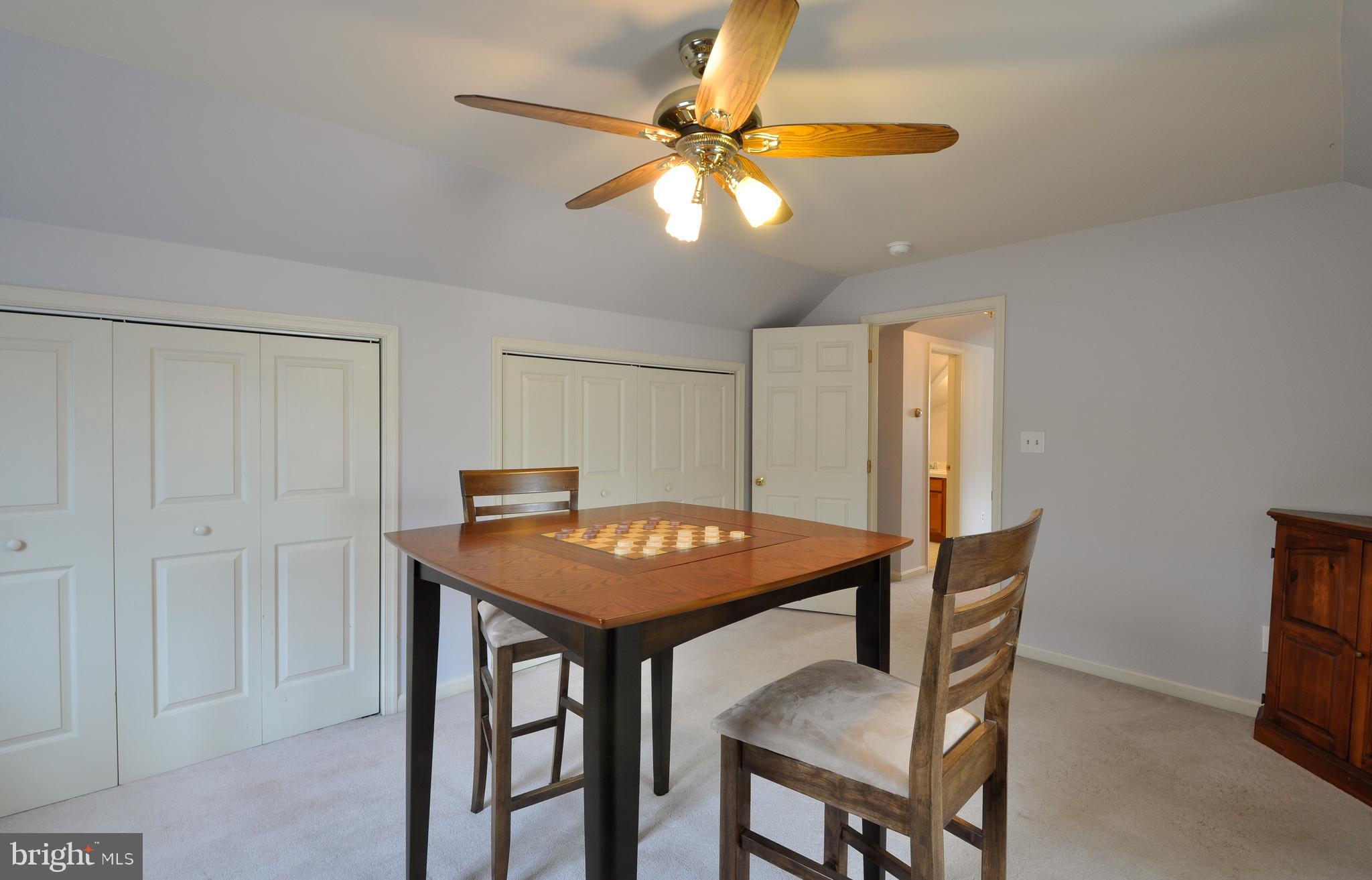 THE HILLS AT SNOWDEN - Residential