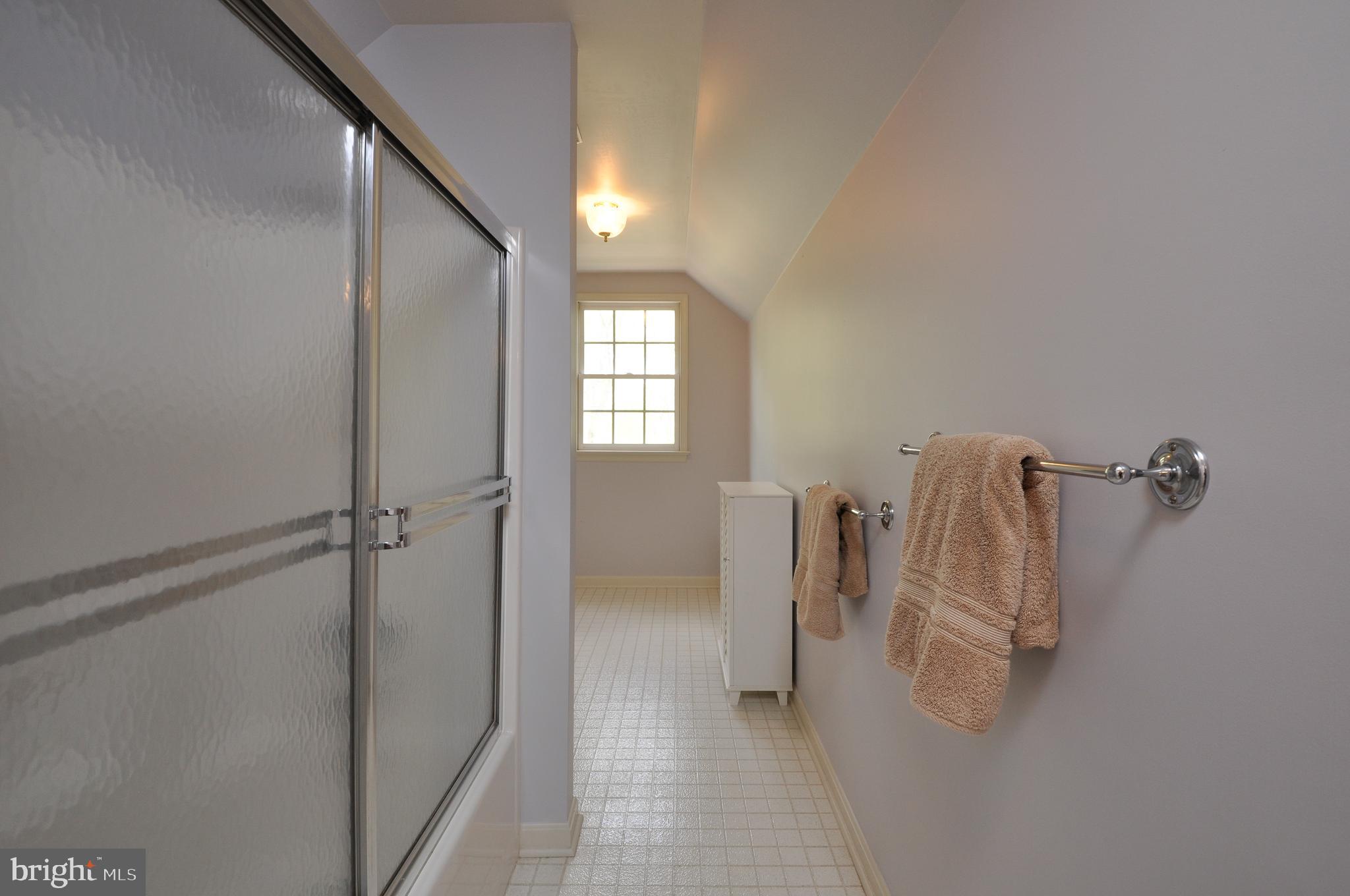 THE HILLS AT SNOWDEN - Residential