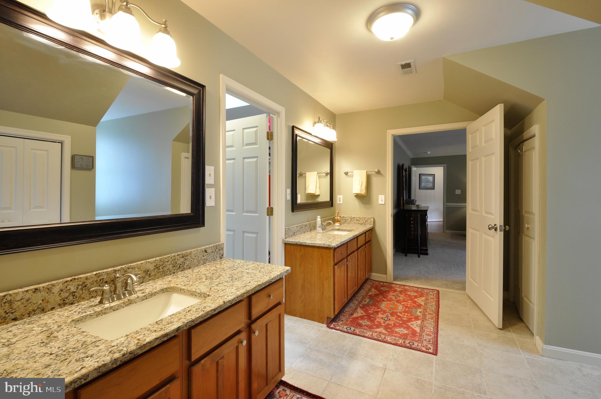 THE HILLS AT SNOWDEN - Residential