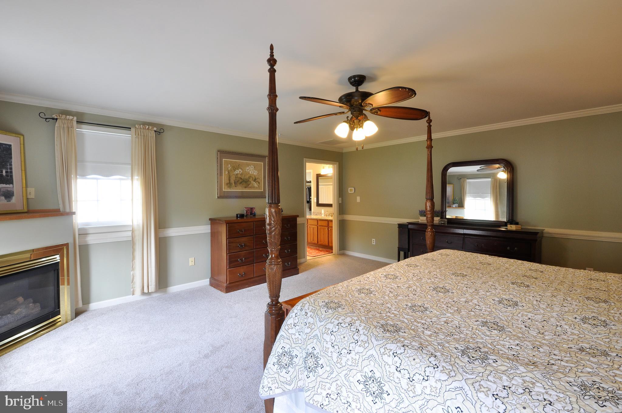 THE HILLS AT SNOWDEN - Residential