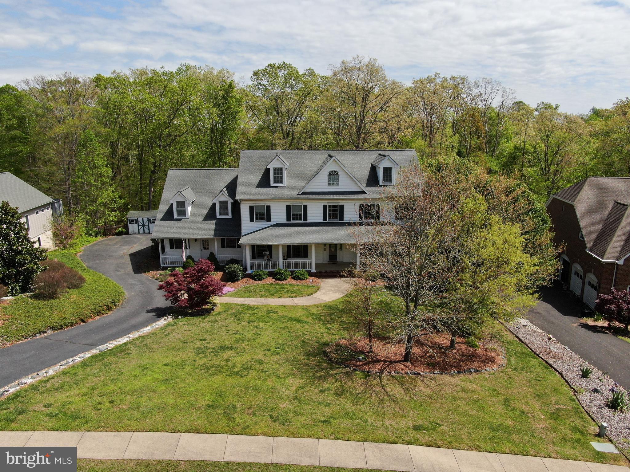 THE HILLS AT SNOWDEN - Residential