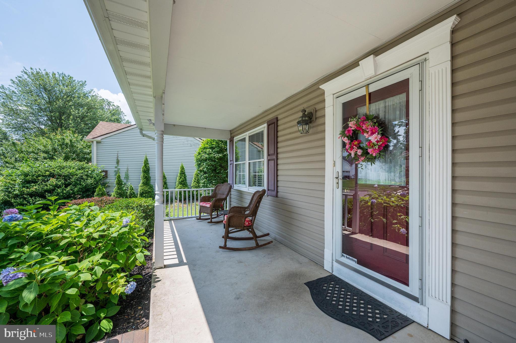 168 KNOTTY OAK DRIVE