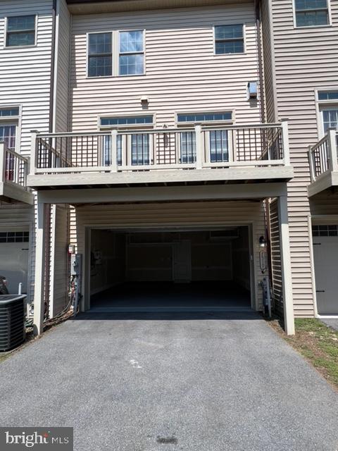 PARKSIDE - Residential