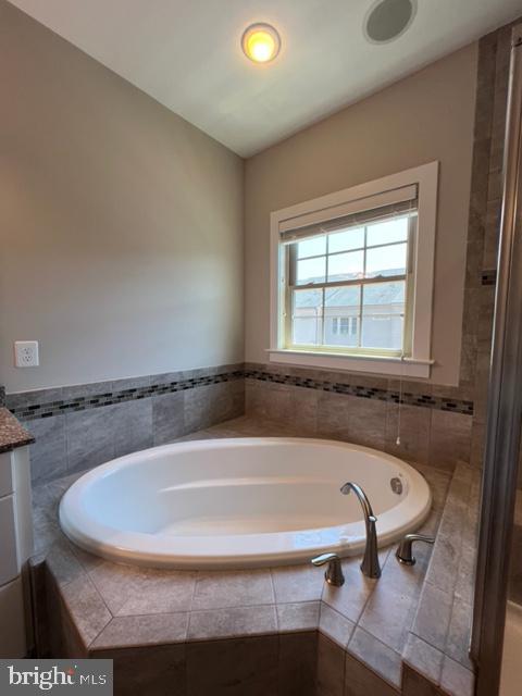 PARKSIDE - Residential