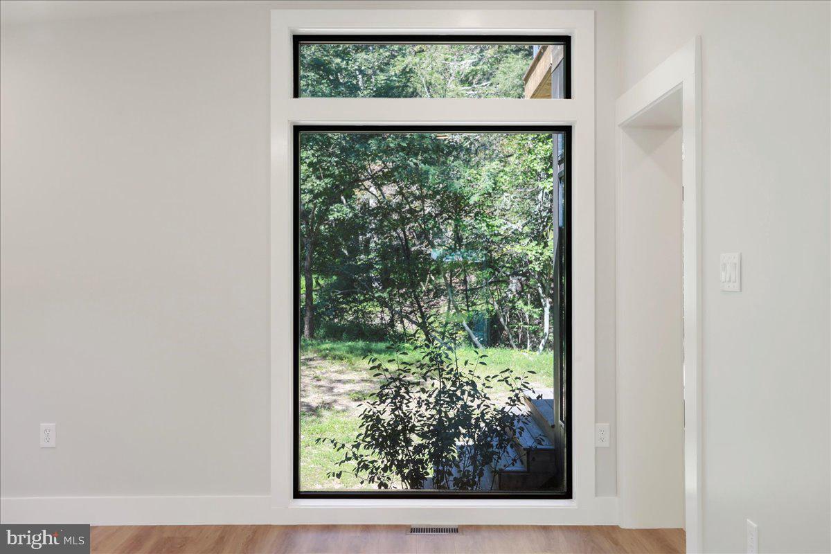 NONE UNRESTRICTED - Residential