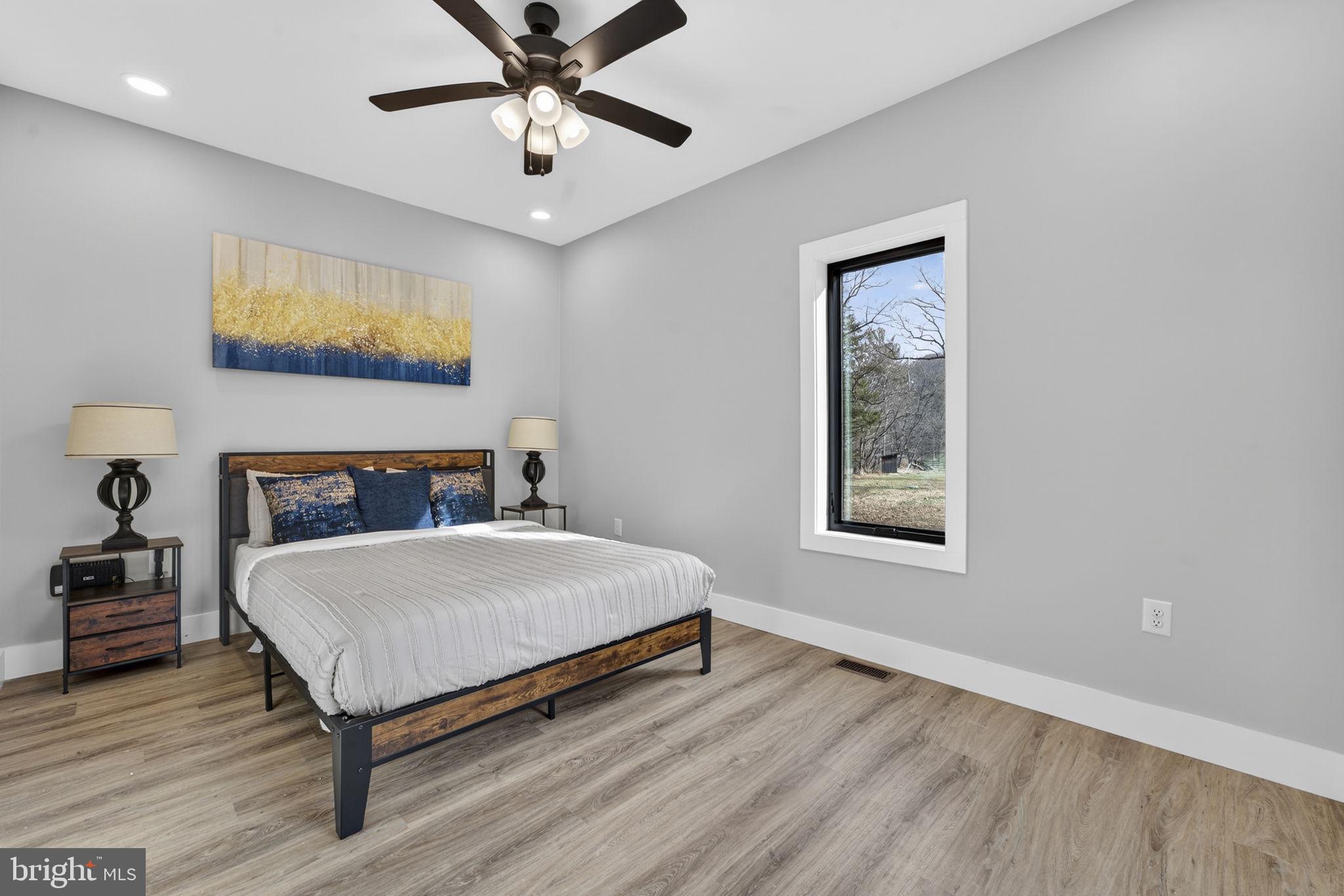 NONE UNRESTRICTED - Residential