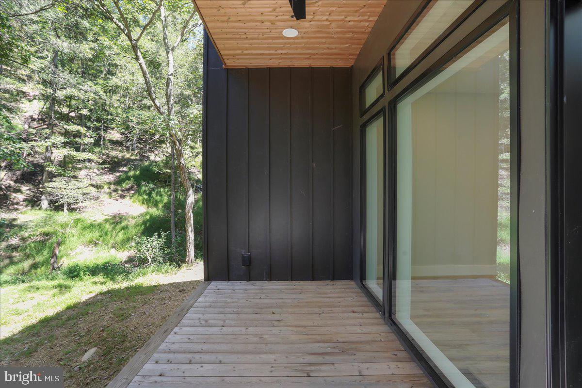 NONE UNRESTRICTED - Residential