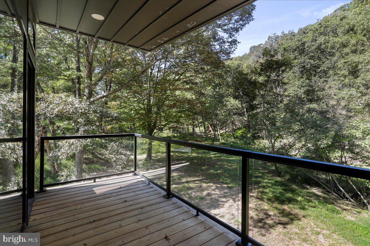 NONE UNRESTRICTED - Residential