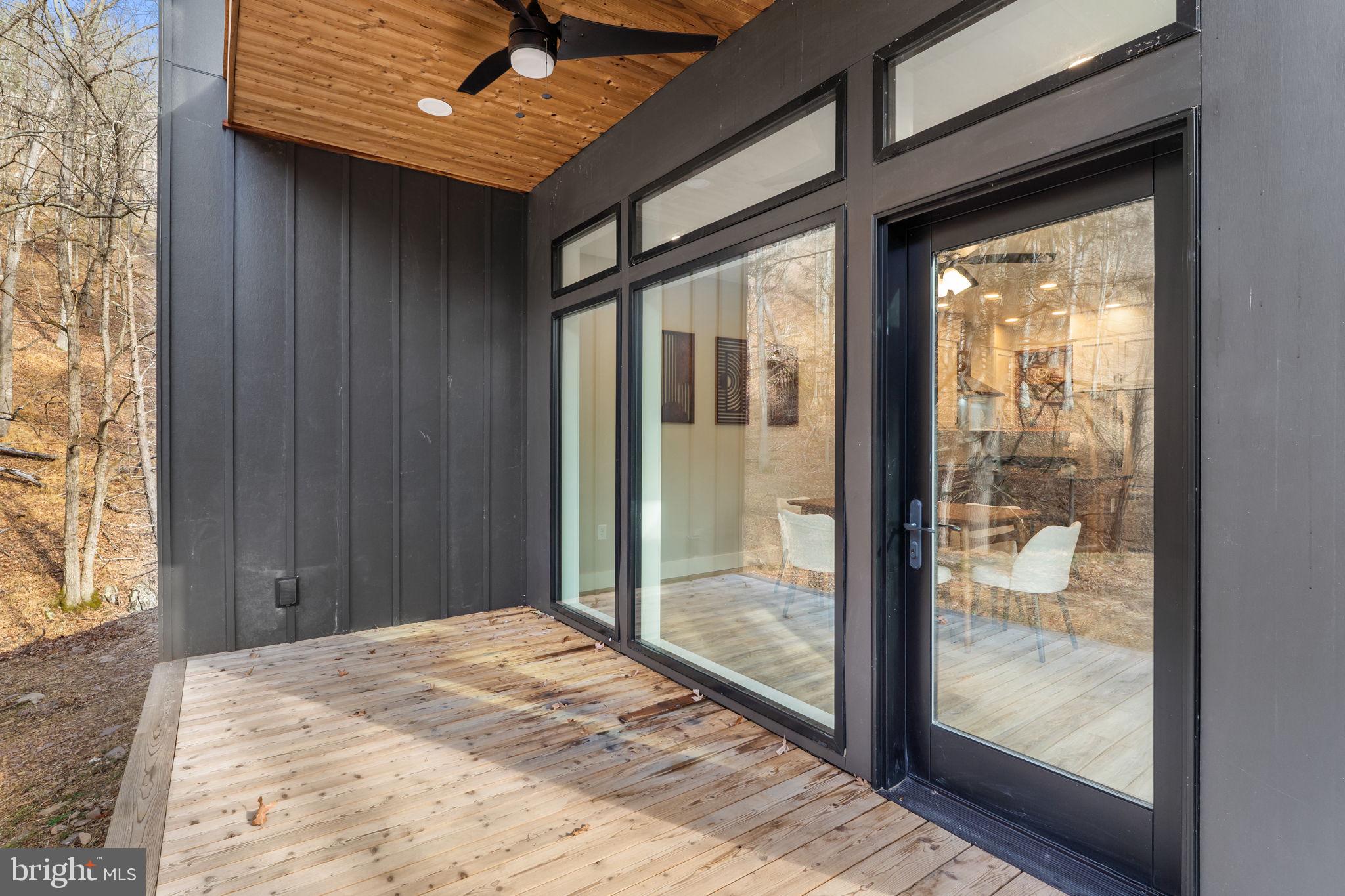 NONE UNRESTRICTED - Residential