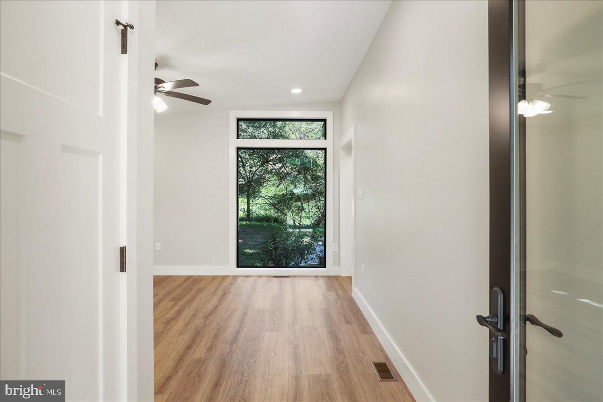 NONE UNRESTRICTED - Residential