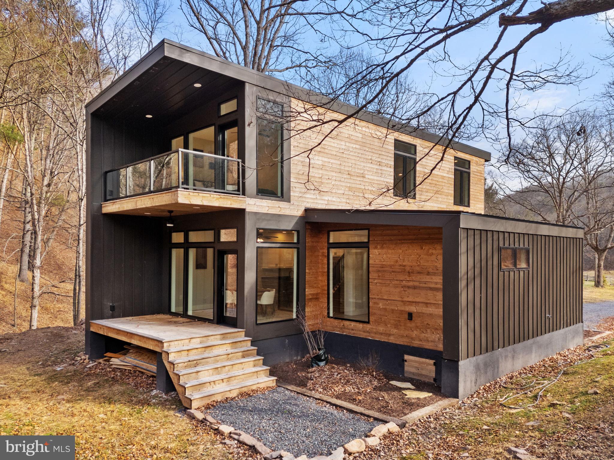 NONE UNRESTRICTED - Residential