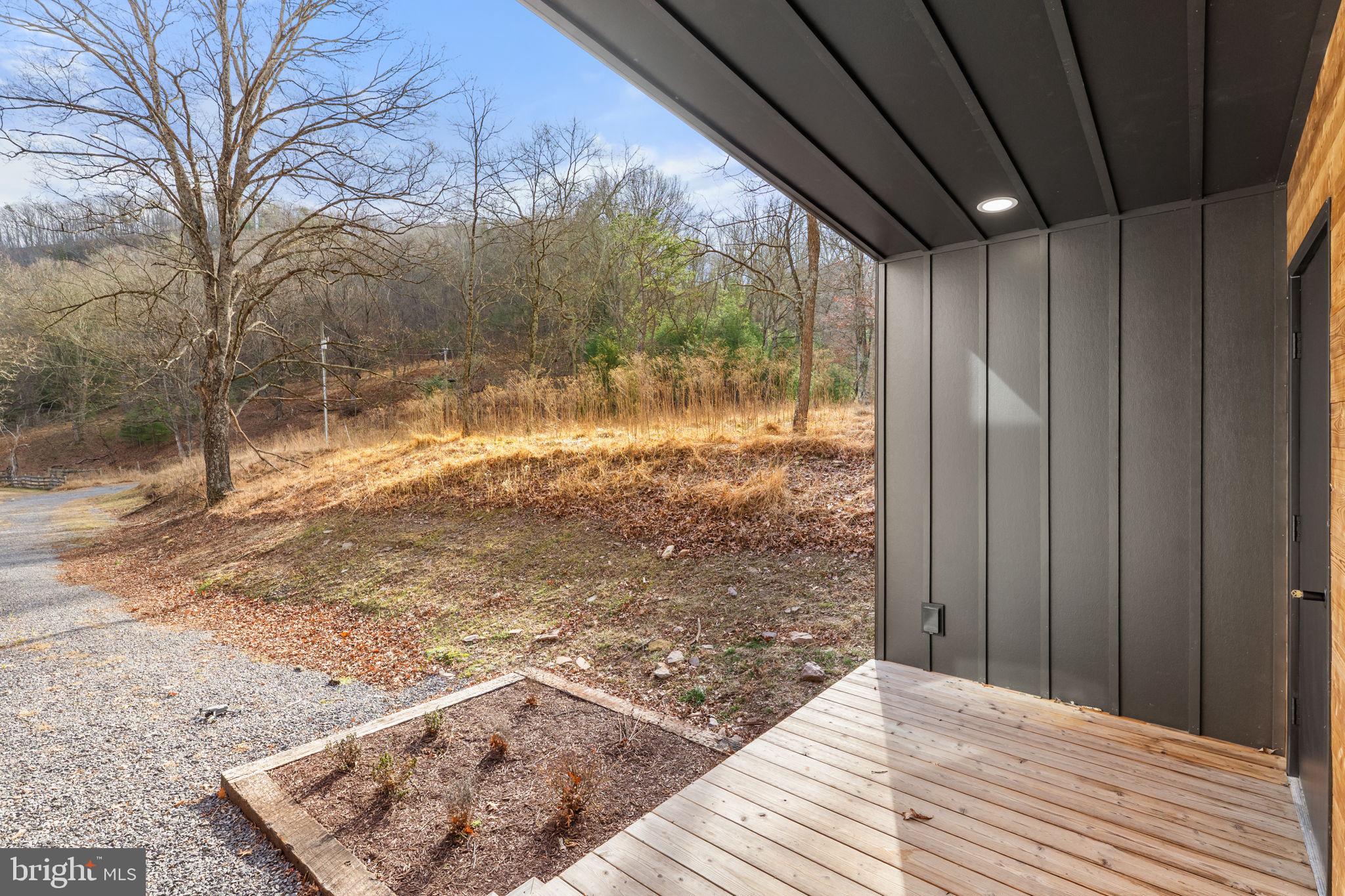 NONE UNRESTRICTED - Residential