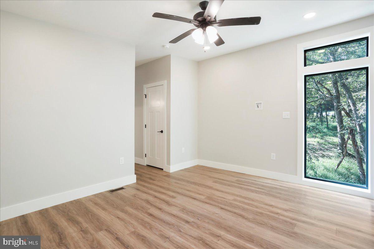 NONE UNRESTRICTED - Residential