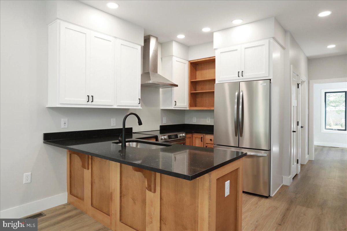 NONE UNRESTRICTED - Residential