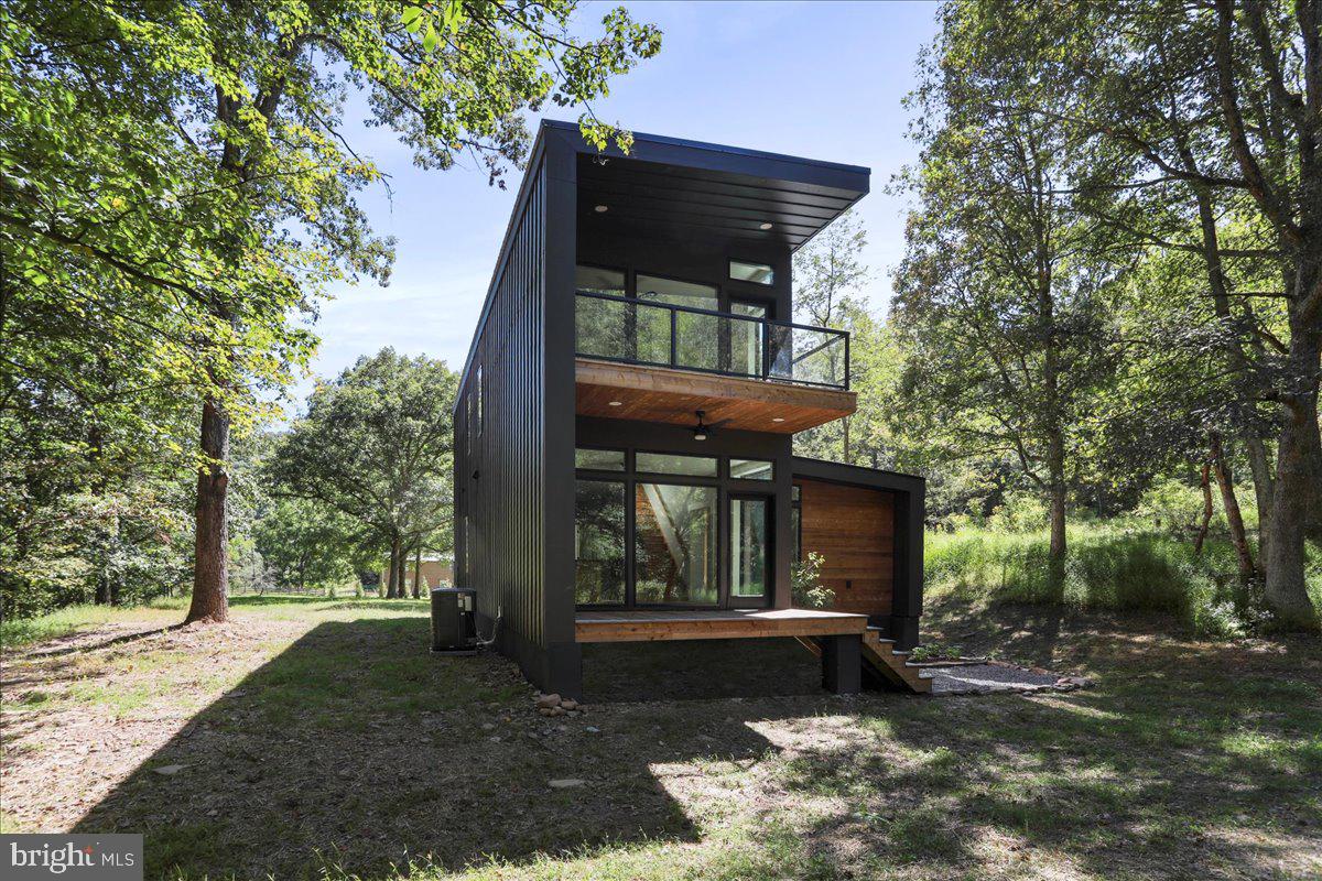 NONE UNRESTRICTED - Residential