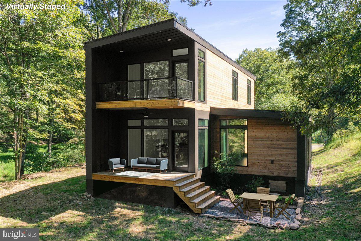 NONE UNRESTRICTED - Residential