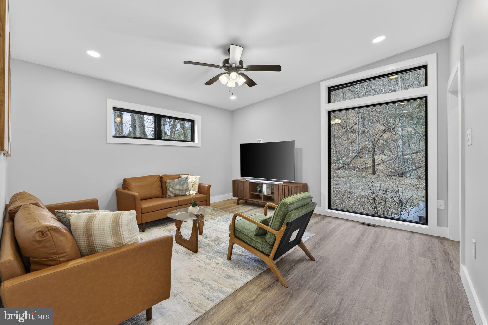 NONE UNRESTRICTED - Residential