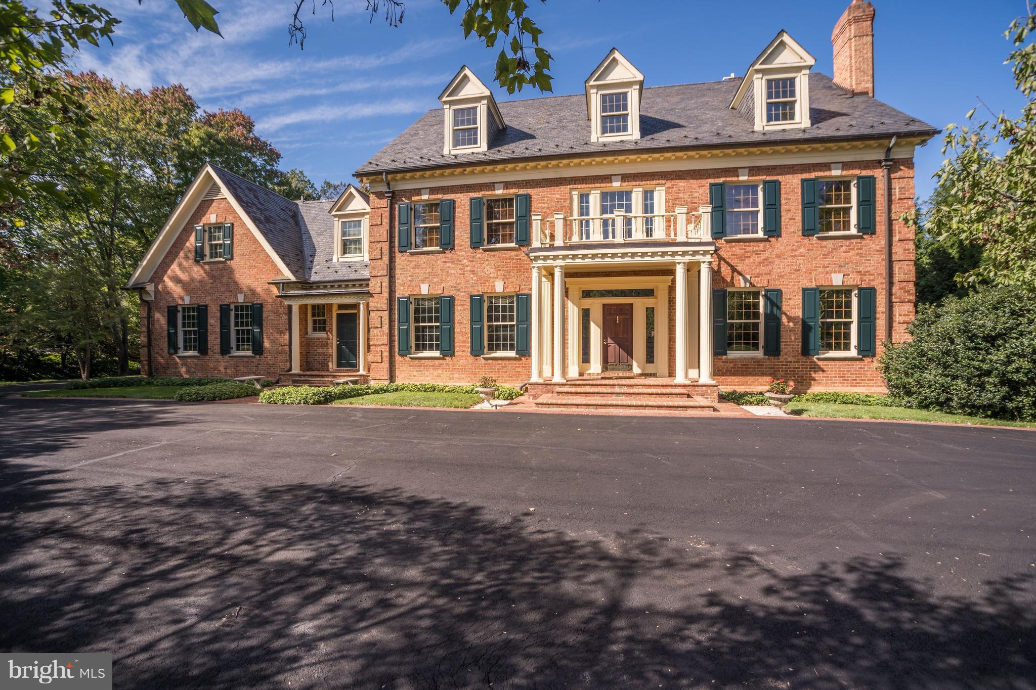 LANGLEY FOREST - Residential