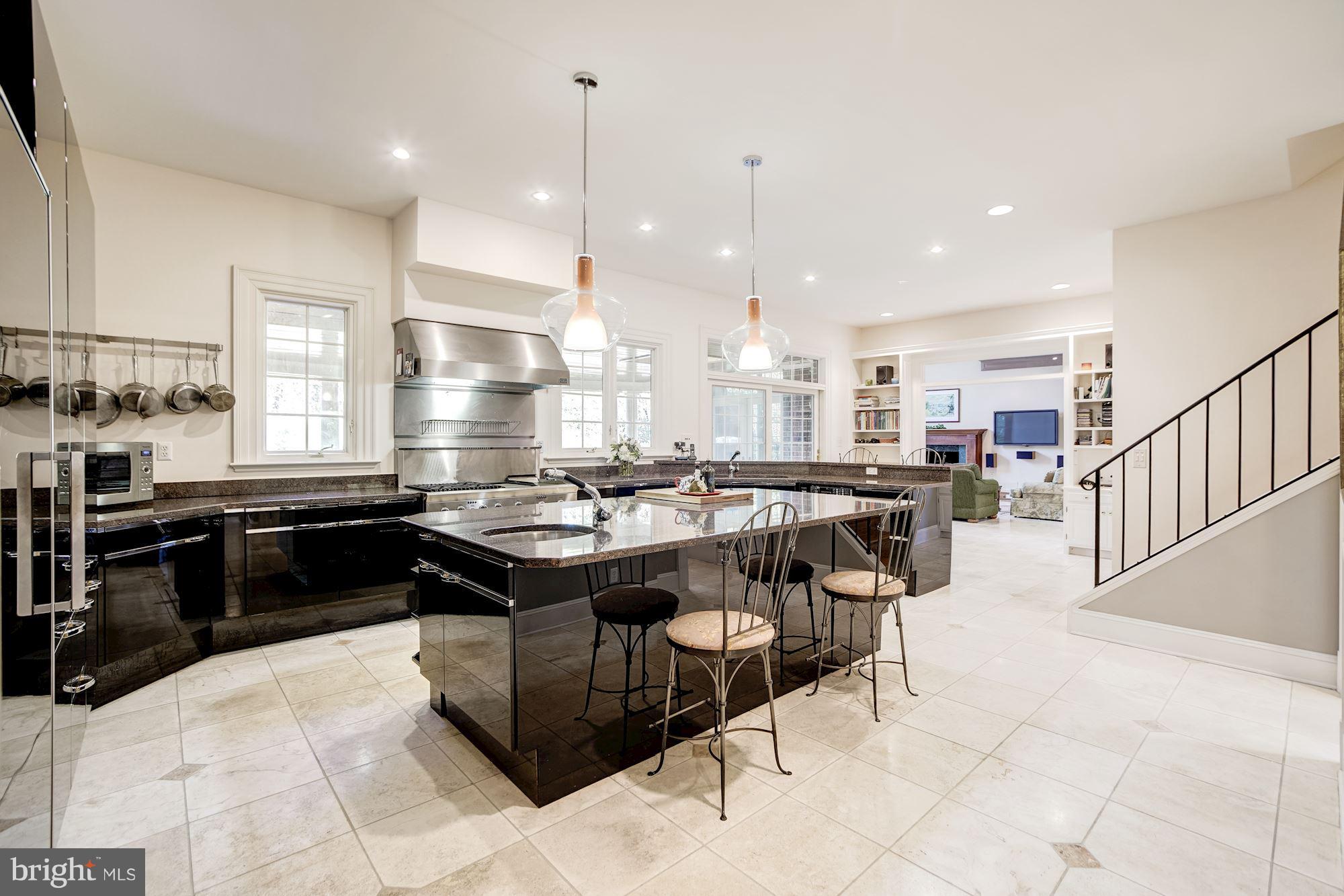 LANGLEY FOREST - Residential