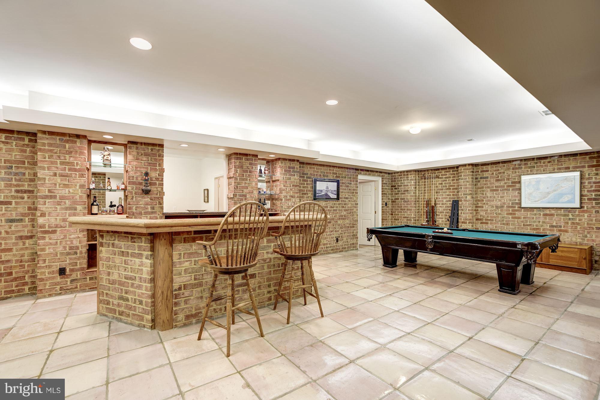 LANGLEY FOREST - Residential