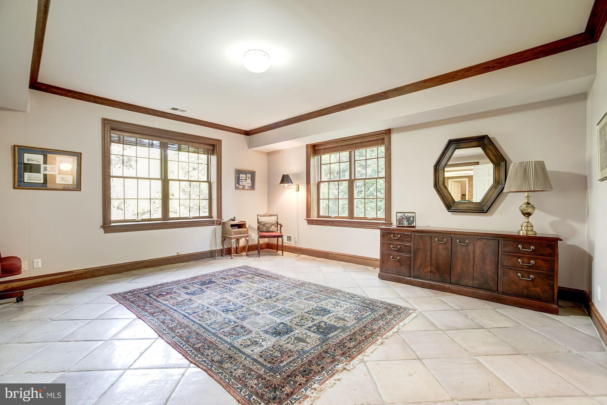 LANGLEY FOREST - Residential