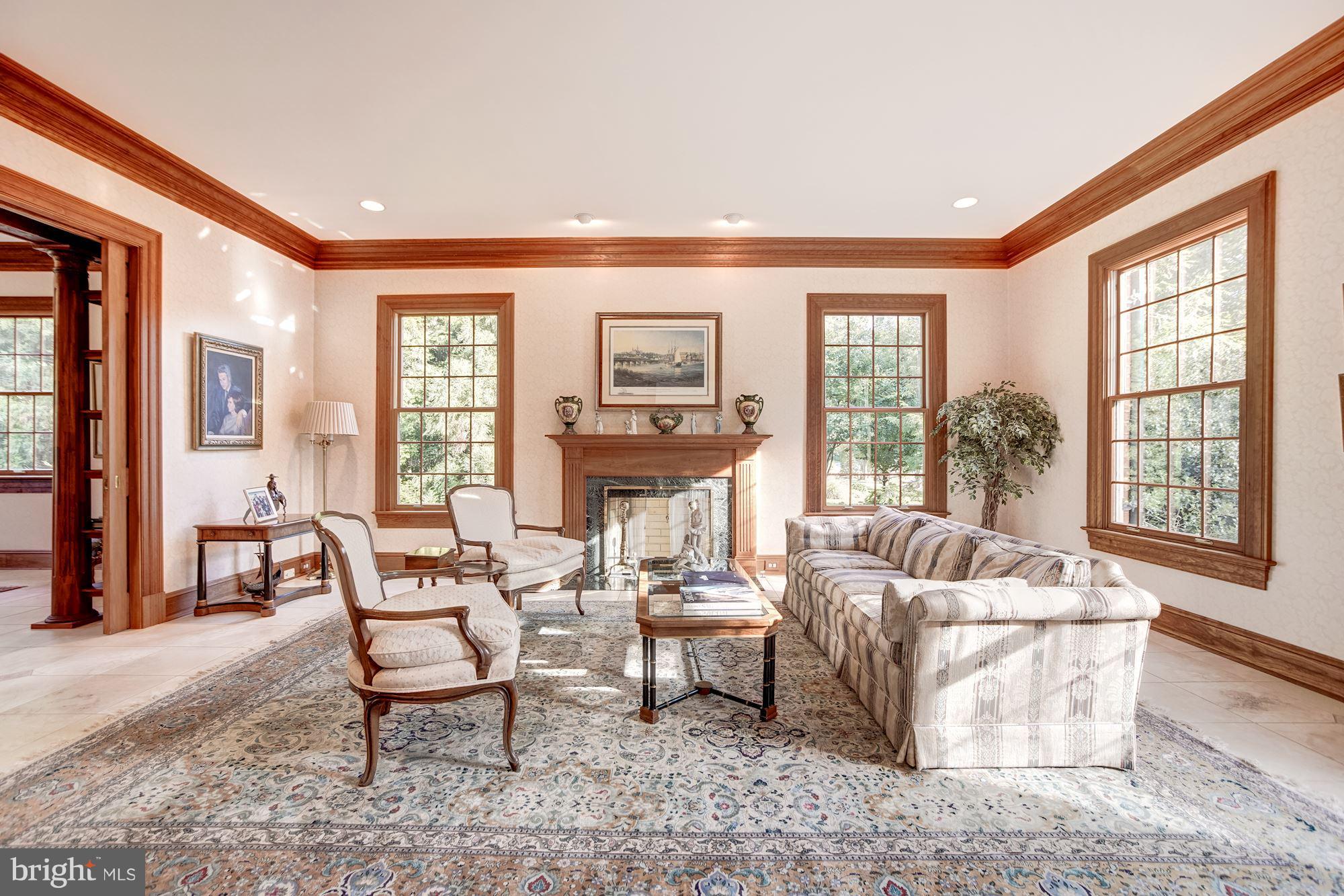 LANGLEY FOREST - Residential