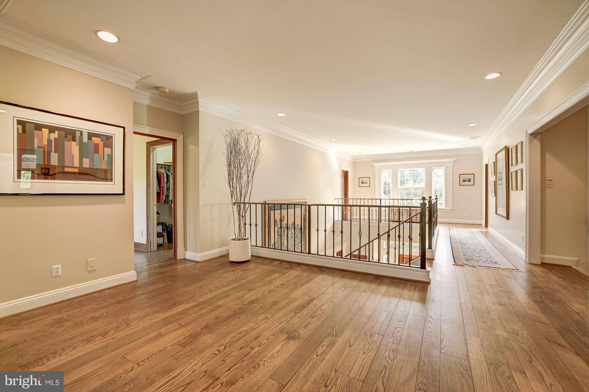 LANGLEY FOREST - Residential