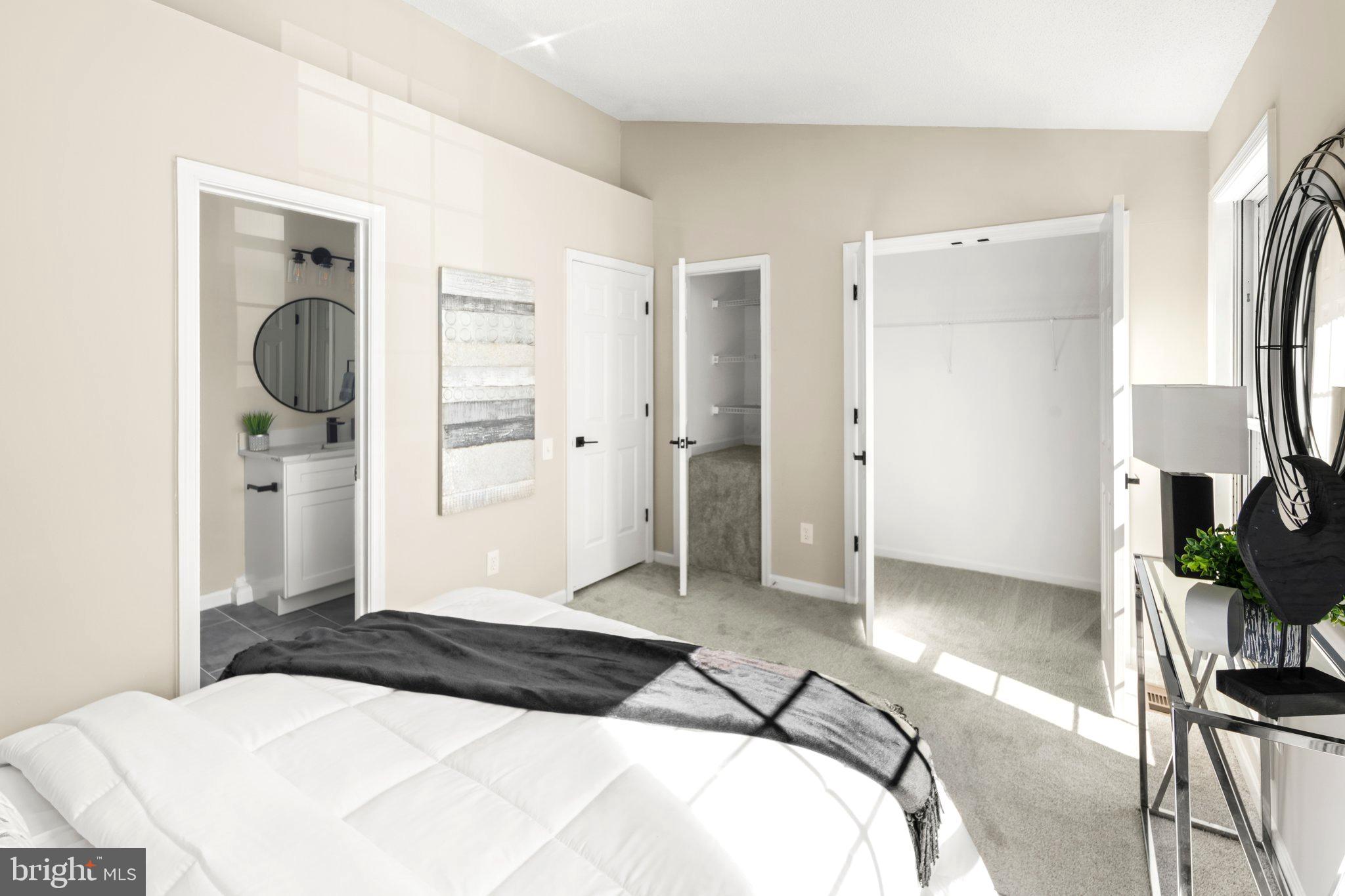 WOODSTONE - Residential