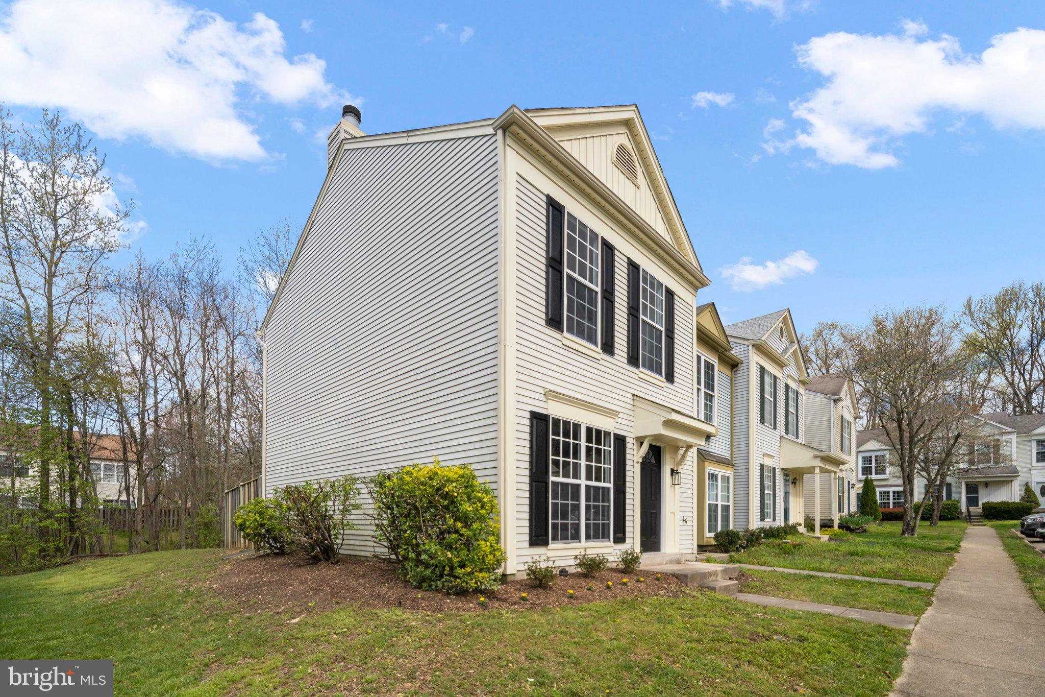 WOODSTONE - Residential