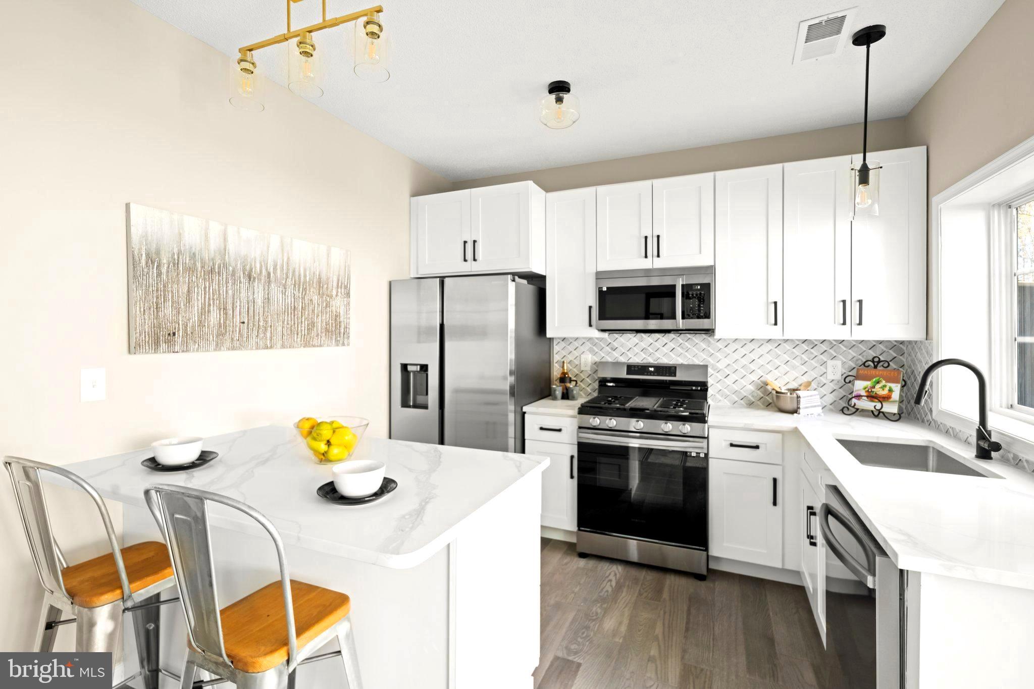 WOODSTONE - Residential