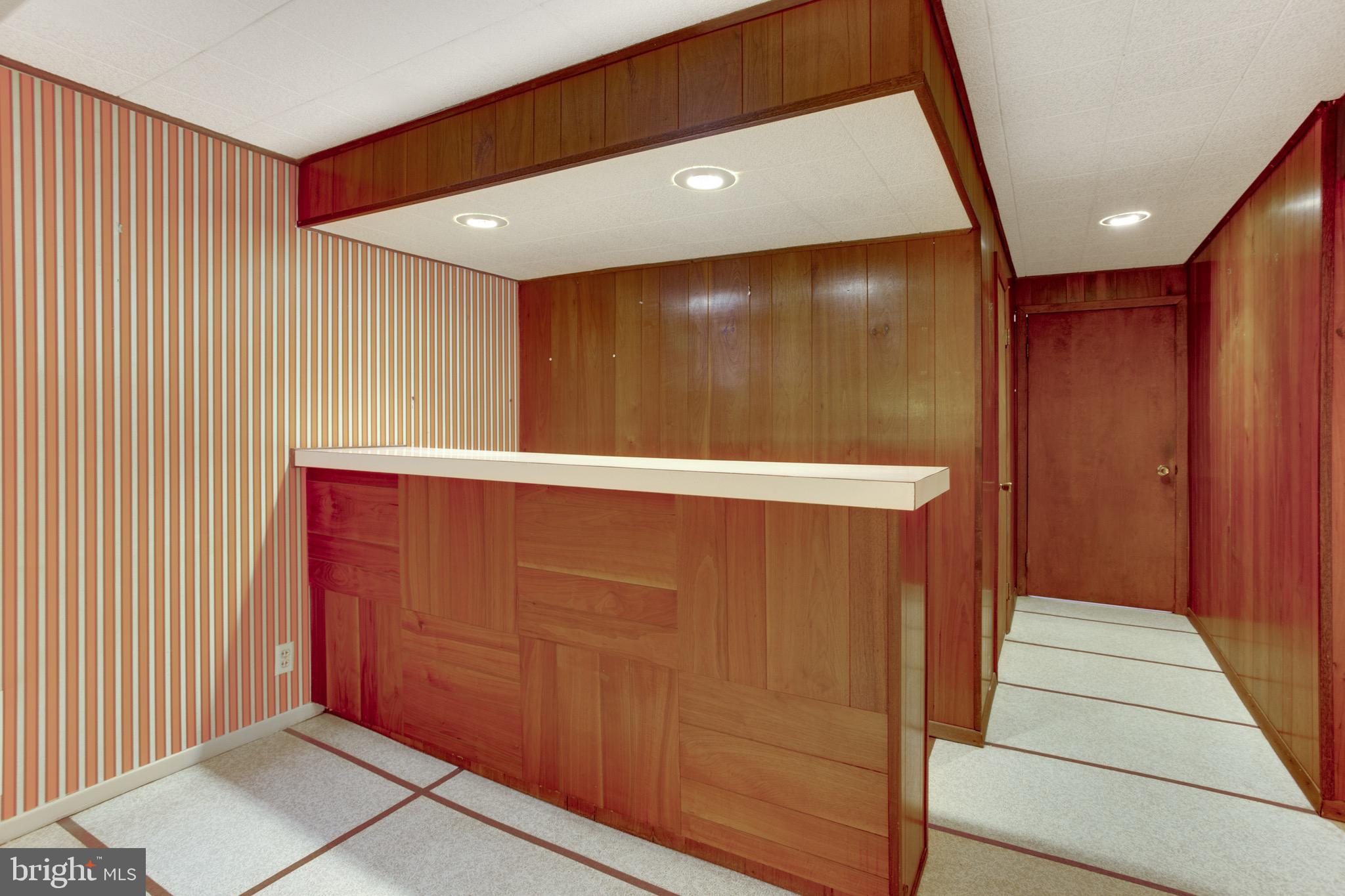 NEW CARROLLTON - Residential