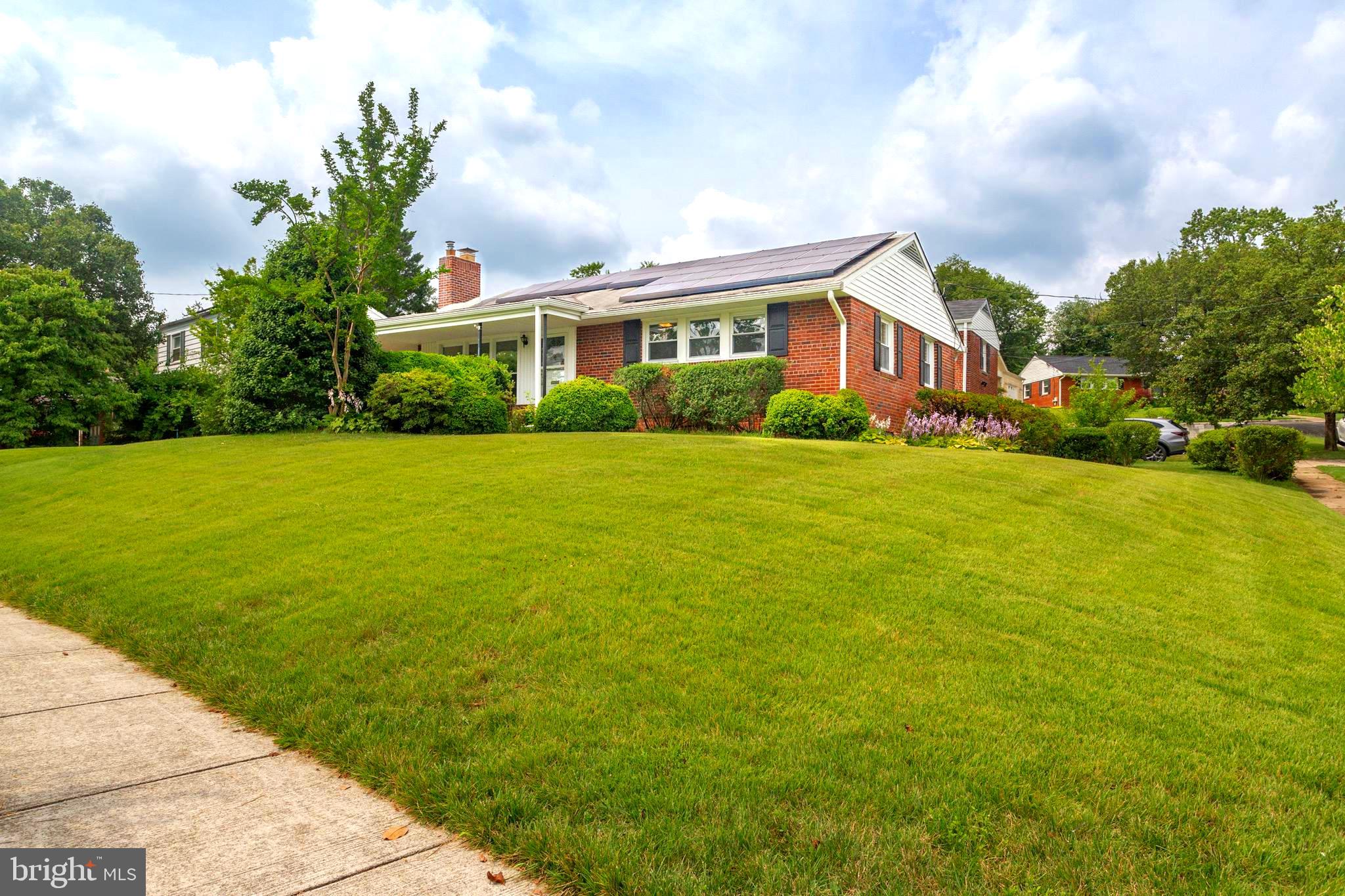 NEW CARROLLTON - Residential