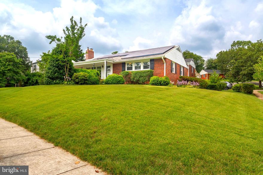 Welcome home to this beautifully  maintained all brick rambler.  It shows pride in ownership in every room.  Lots of space for all, fresh paint, new carpet in the bedrooms,  hardwood floors,  carport and spacious  backyard. The basement is fully finished and includes 1 full bathroom with a wet bar for your entertaining pleasure. Location is perfect for shopping, bus transportation, Metro and parks all in walking distance. Lets not forget about New Carrollton pool and the New Carrollton Library.  Located minutes away from 95, 495 and 50. This home is a must see before it’s to late!
NEW OWNERS MUST ASSUME SOLAR PANEL LEASE!