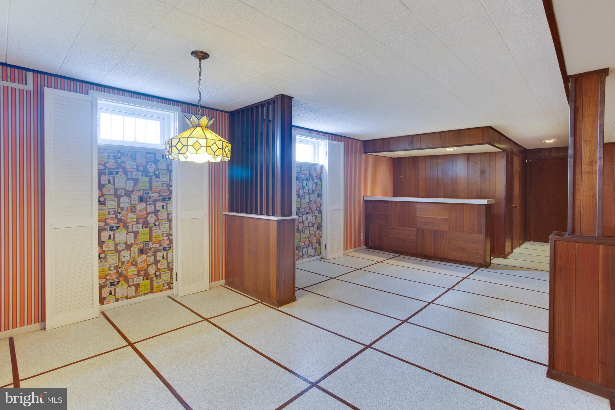 NEW CARROLLTON - Residential