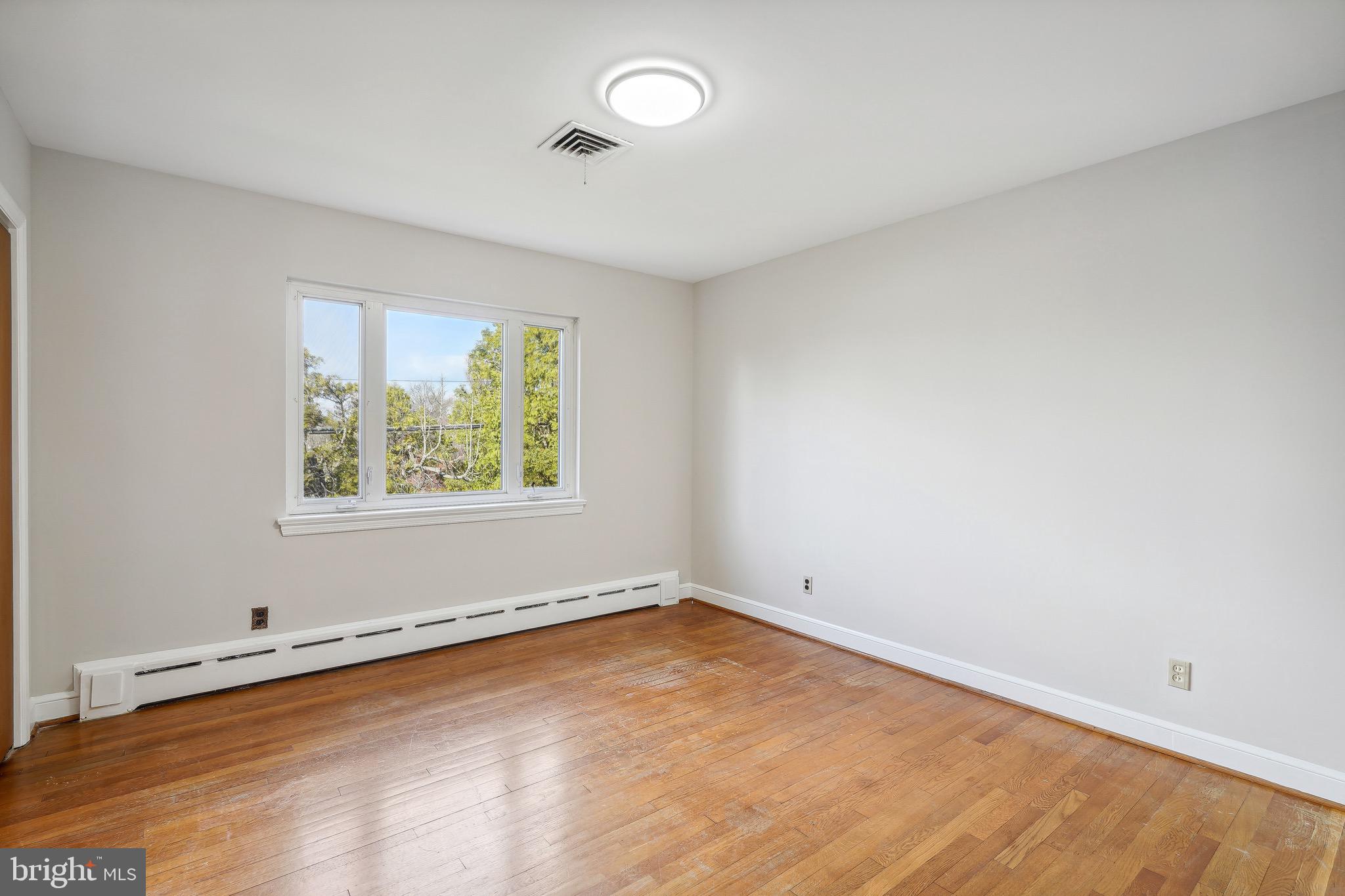 SHIRLEY WOODS - Residential