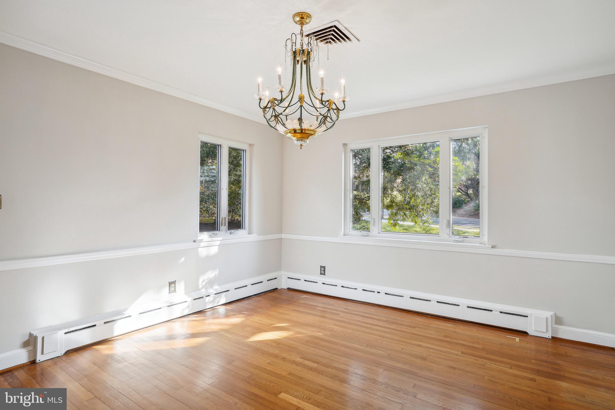 SHIRLEY WOODS - Residential