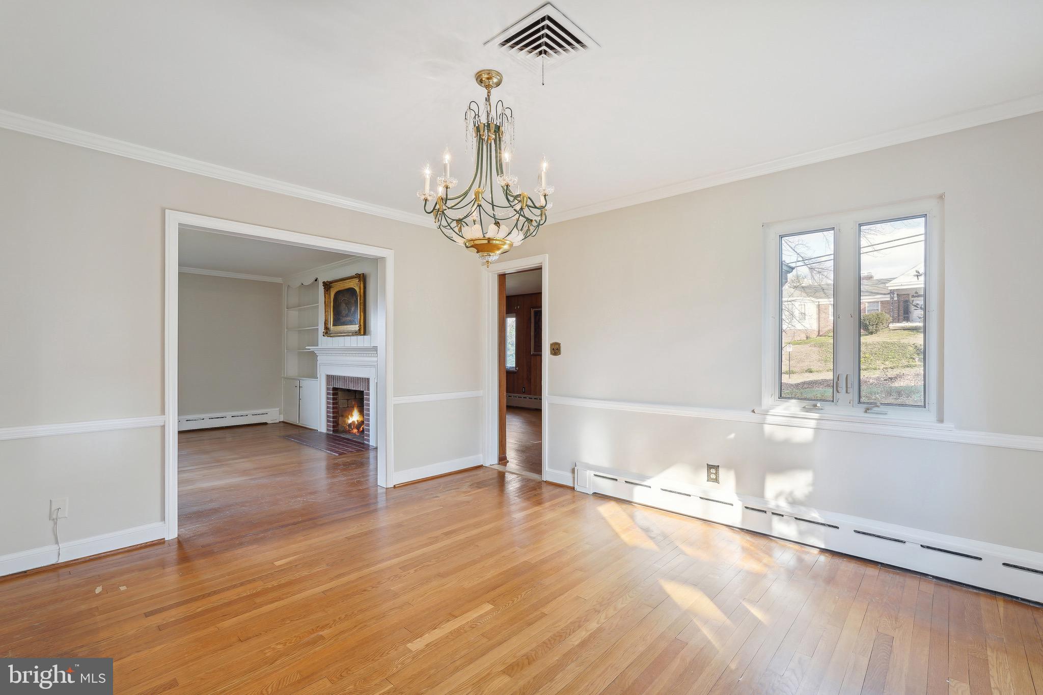 SHIRLEY WOODS - Residential