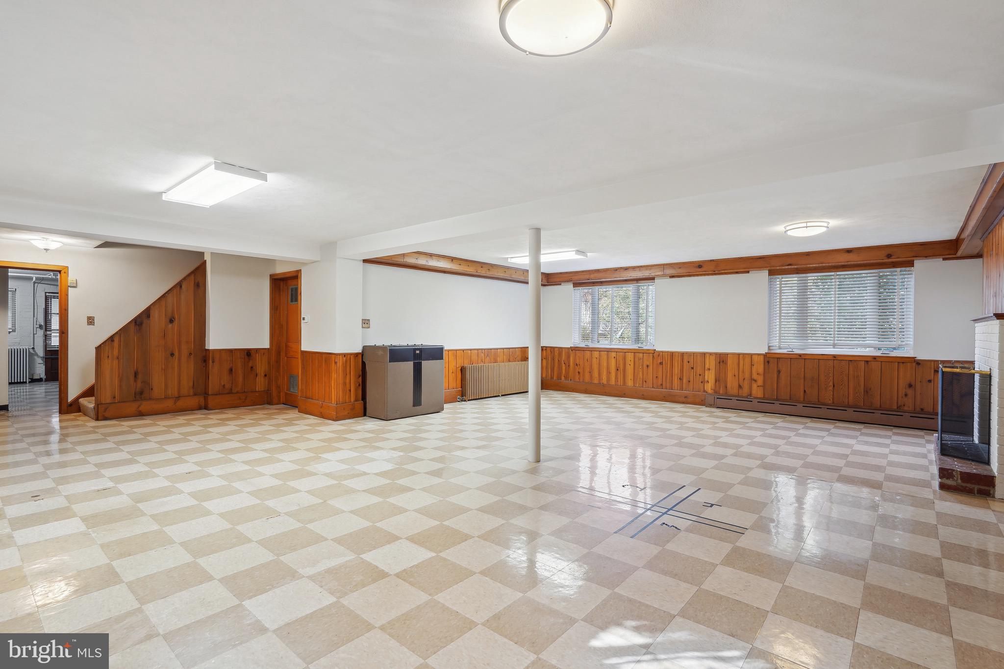 SHIRLEY WOODS - Residential