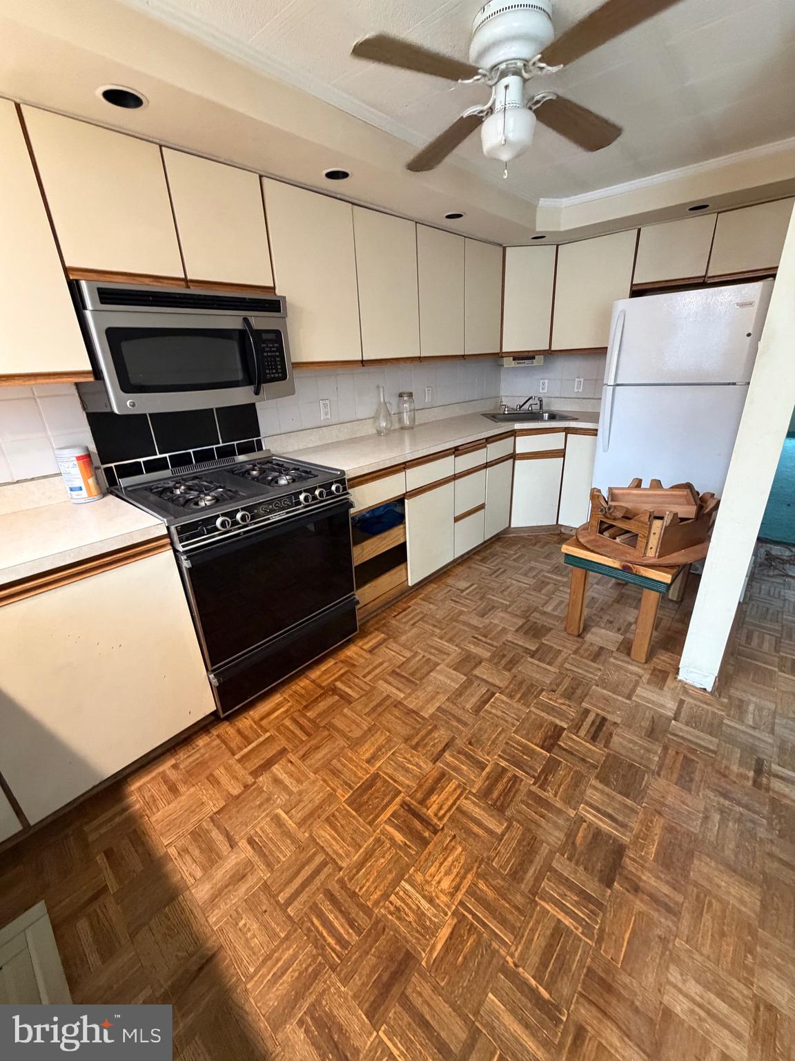 DREXEL PARK GARDEN - Residential