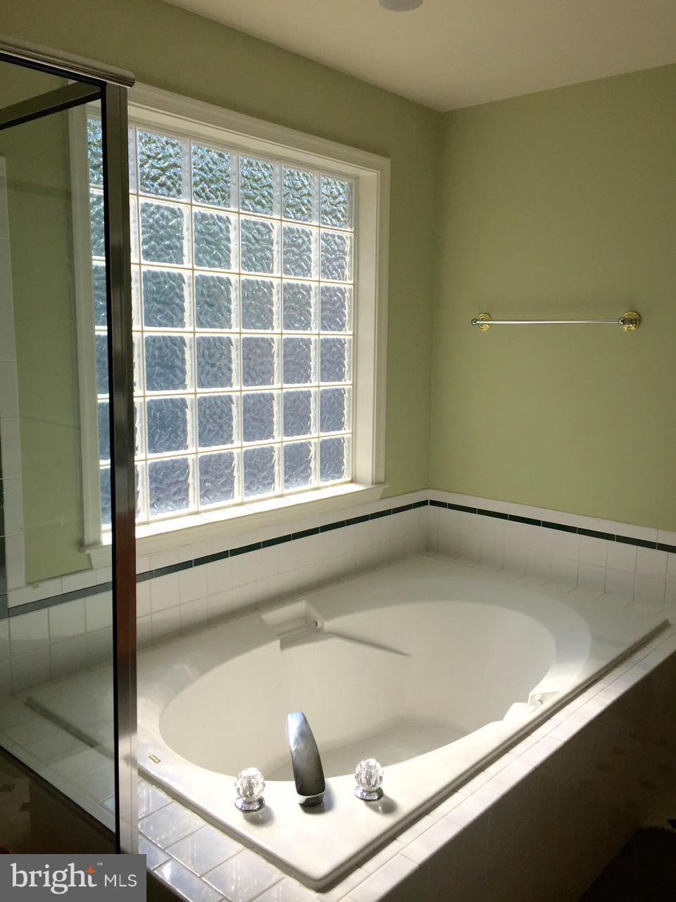 PELHAM'S CROSSING - Residential