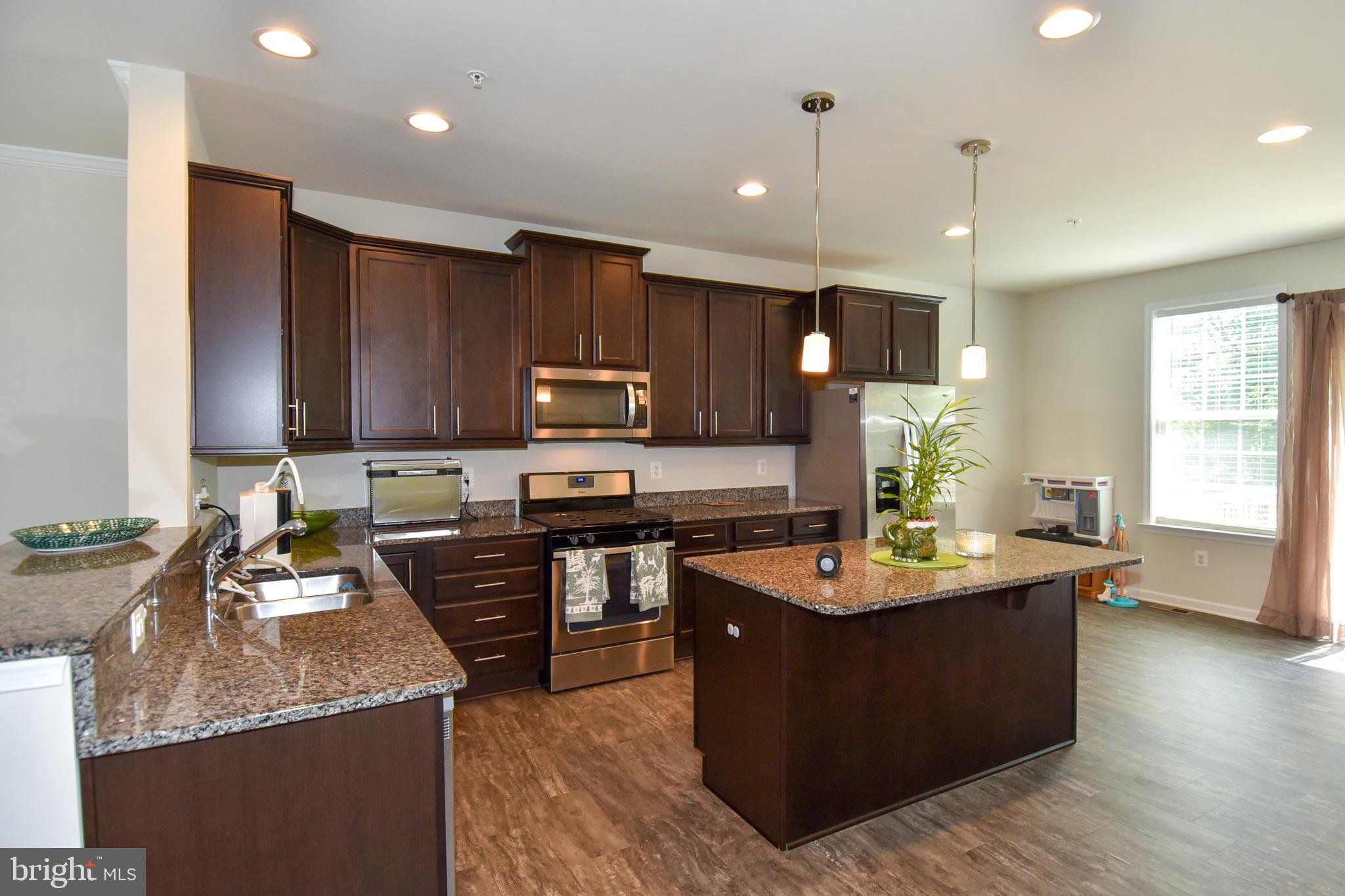 POND VIEW - Residential