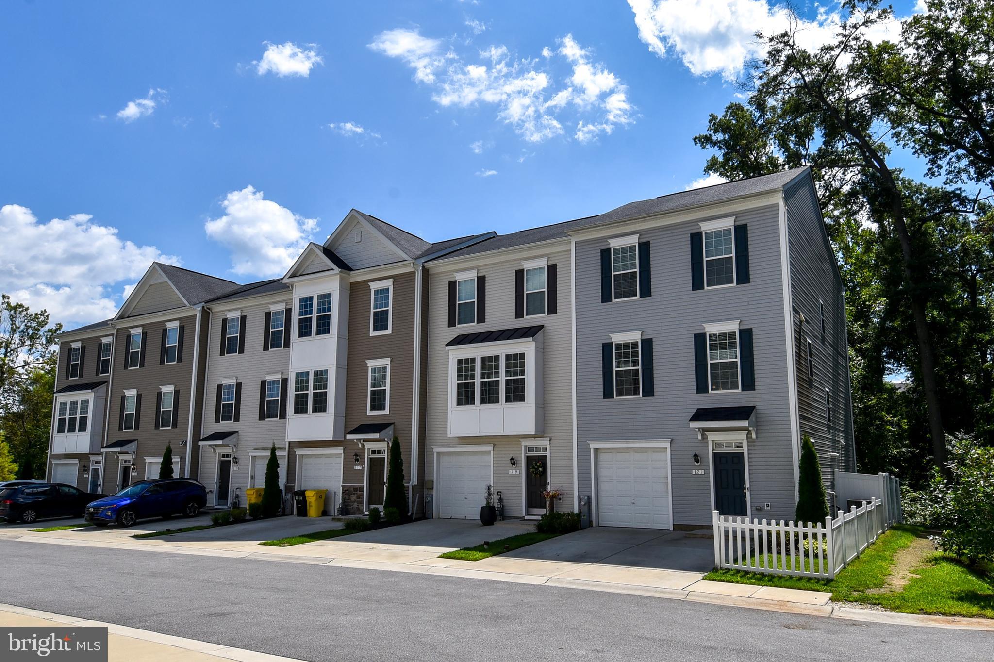 POND VIEW - Residential