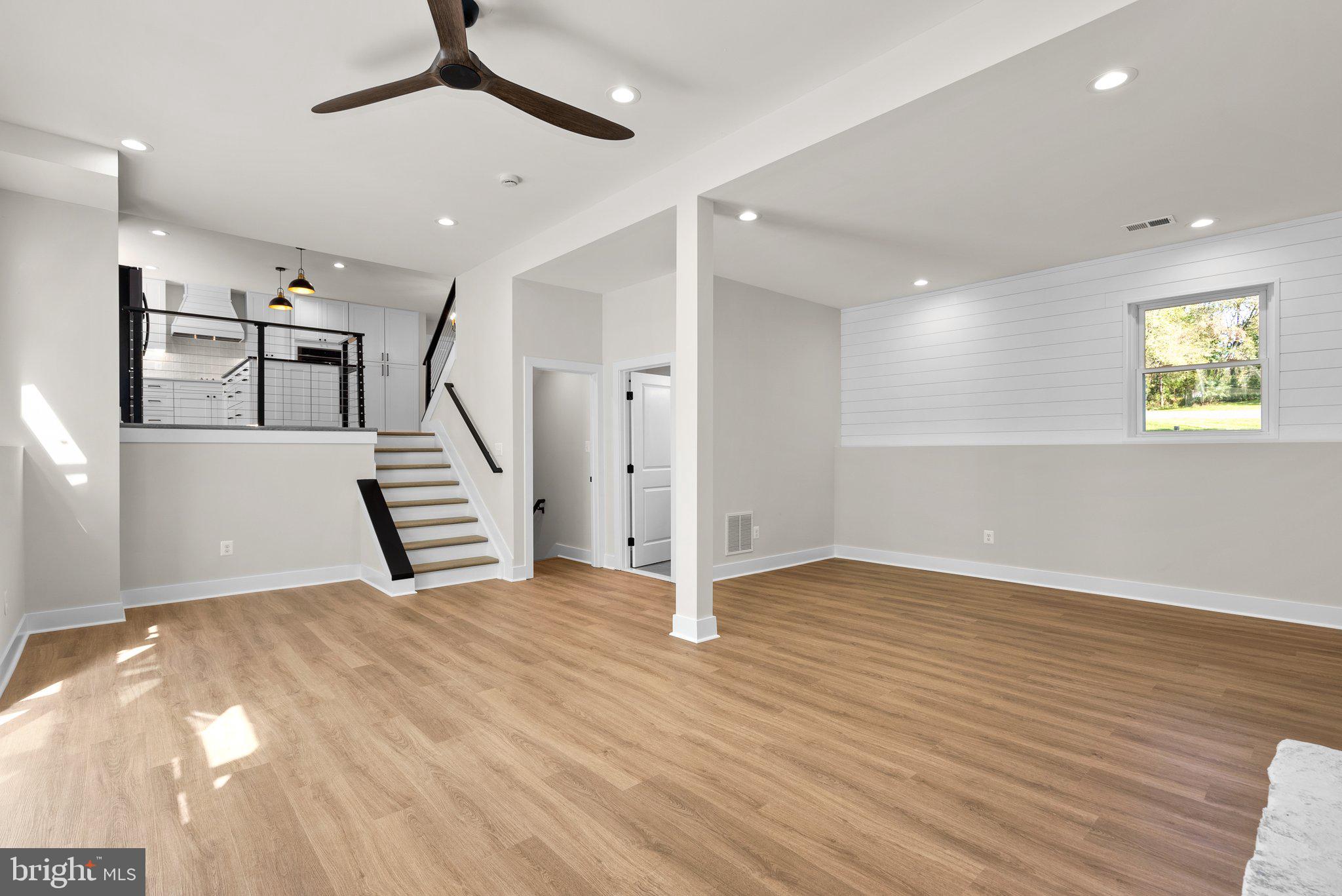 LOTHIAN WOODS - Residential