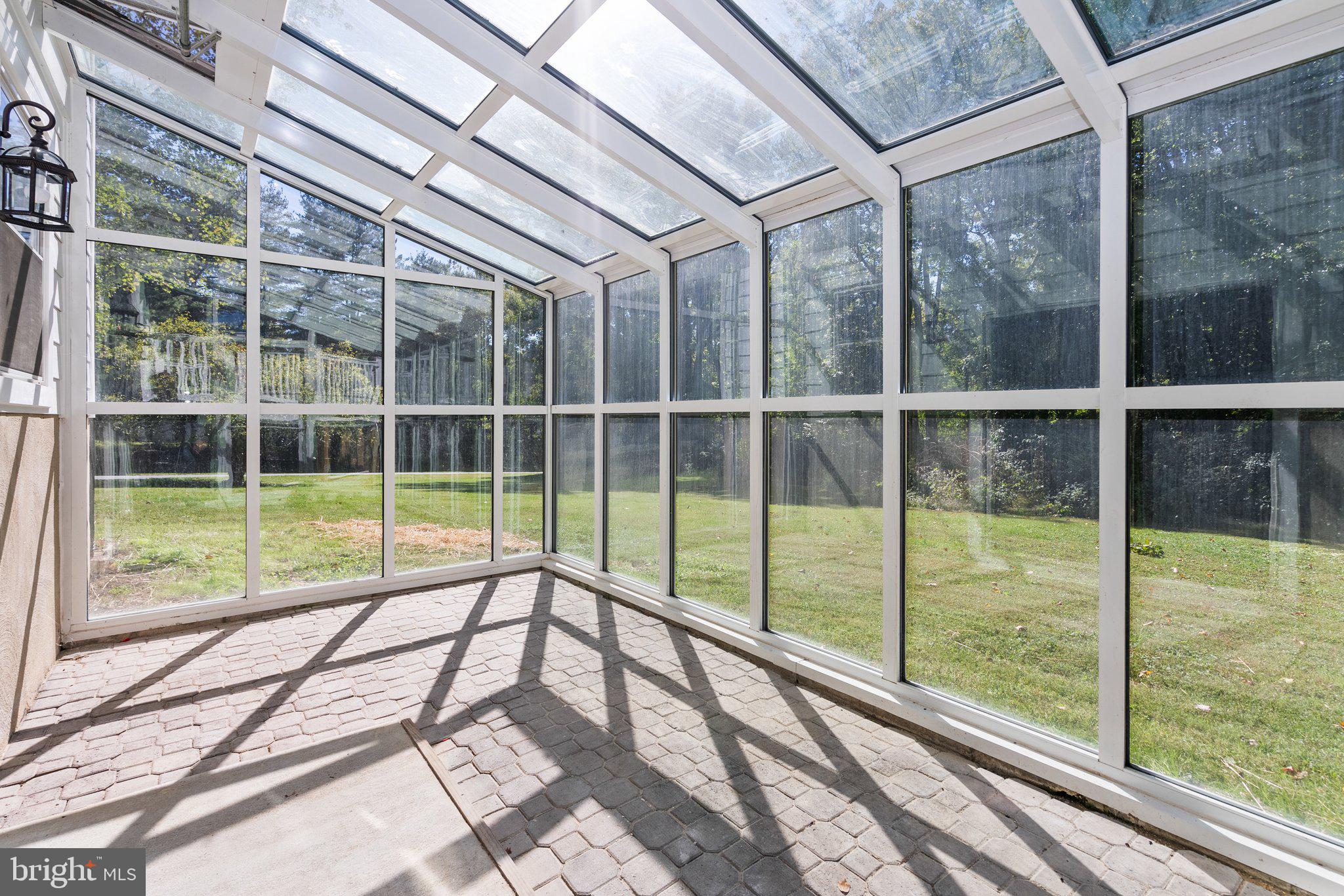 LOTHIAN WOODS - Residential