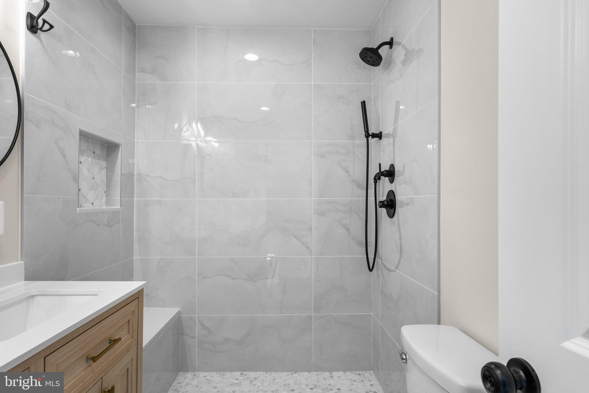 LOTHIAN WOODS - Residential