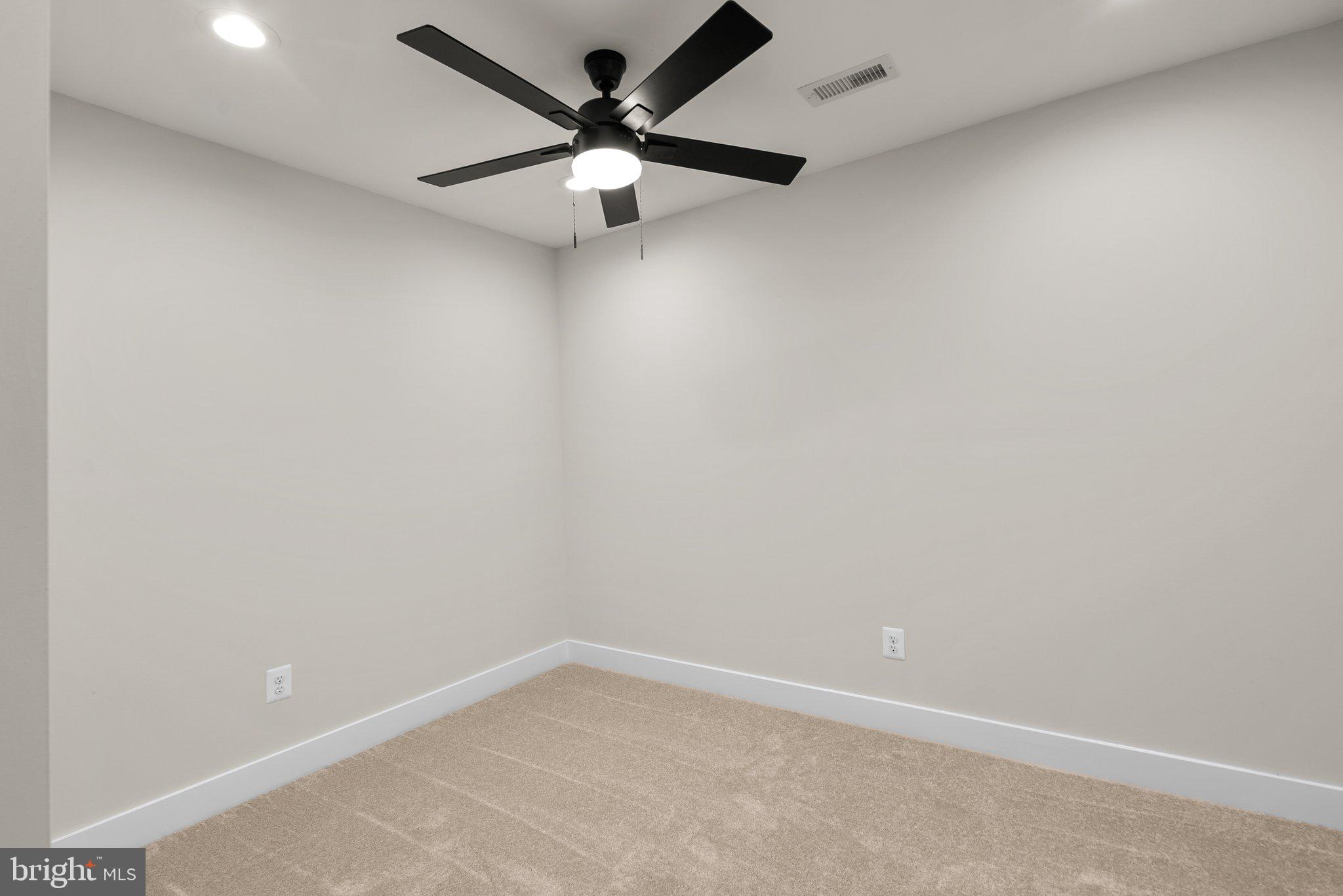 LOTHIAN WOODS - Residential