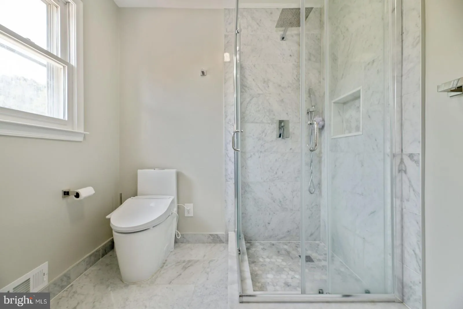 Princeton Junction, New Jersey 08550, United States, 5 Bedrooms Bedrooms, ,3 BathroomsBathrooms,Residential,Active,152688