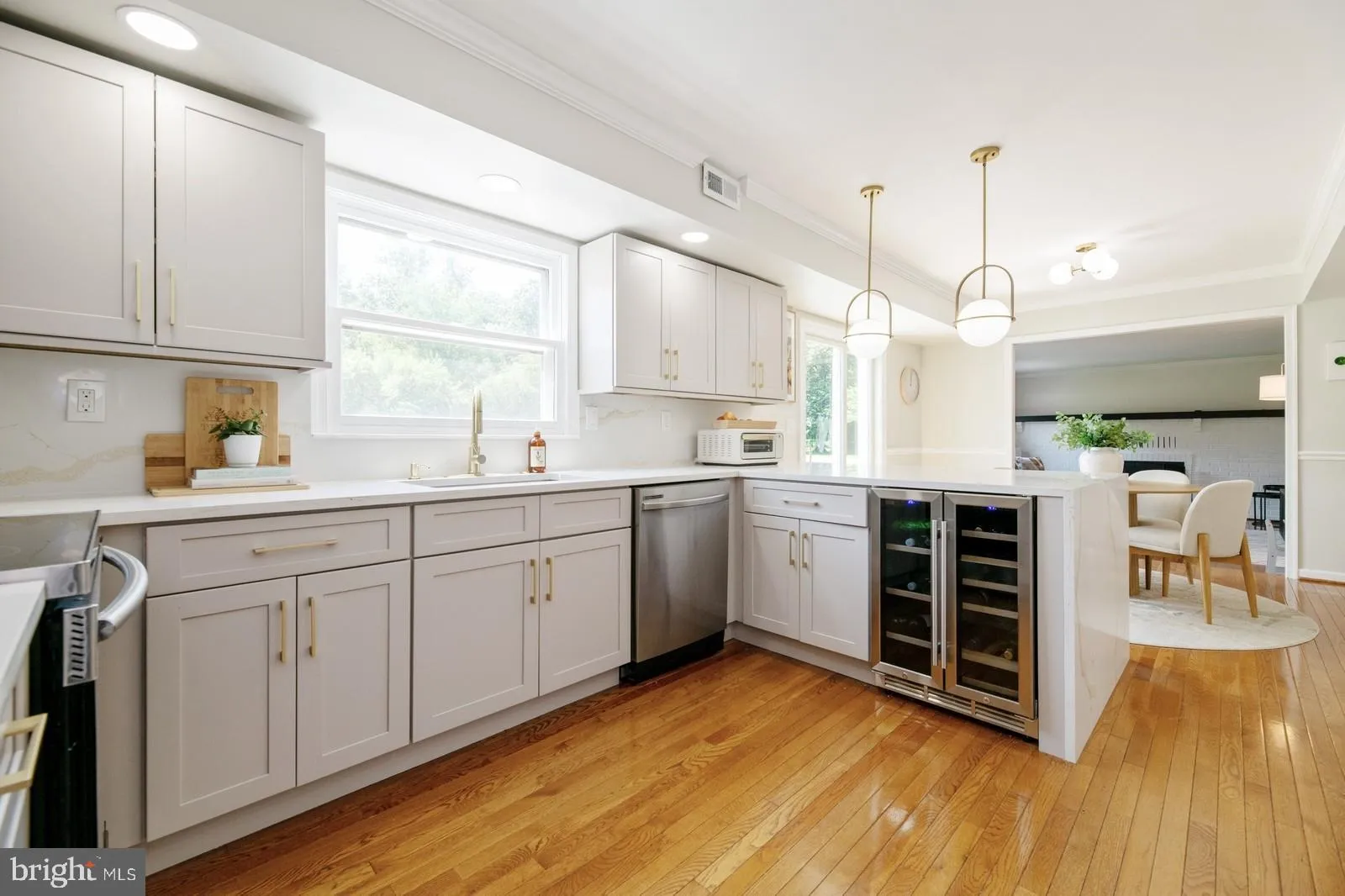 Princeton Junction, New Jersey 08550, United States, 5 Bedrooms Bedrooms, ,3 BathroomsBathrooms,Residential,Active,152688